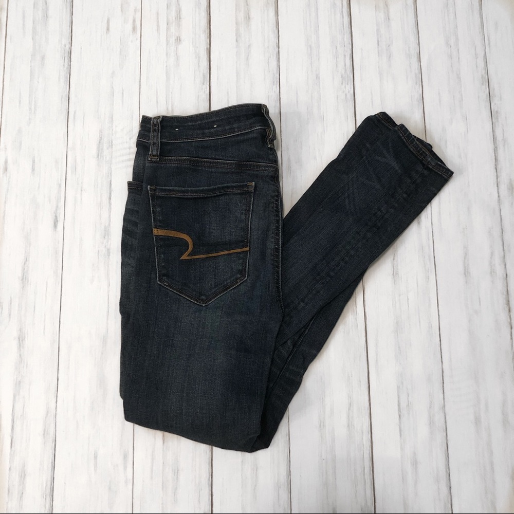 AMERICAN EAGLE size 6 jeans